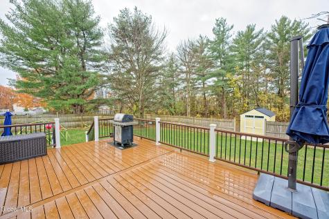 8 Jordan Lane Glenville NY 12302