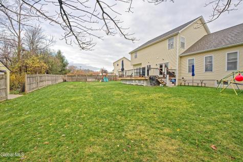 8 Jordan Lane Glenville NY 12302