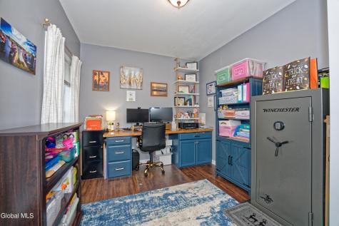 8 Jordan Lane Glenville NY 12302