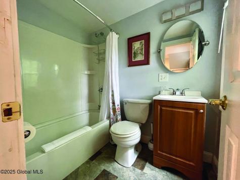 247 Maple Avenue Saratoga Springs NY 12866