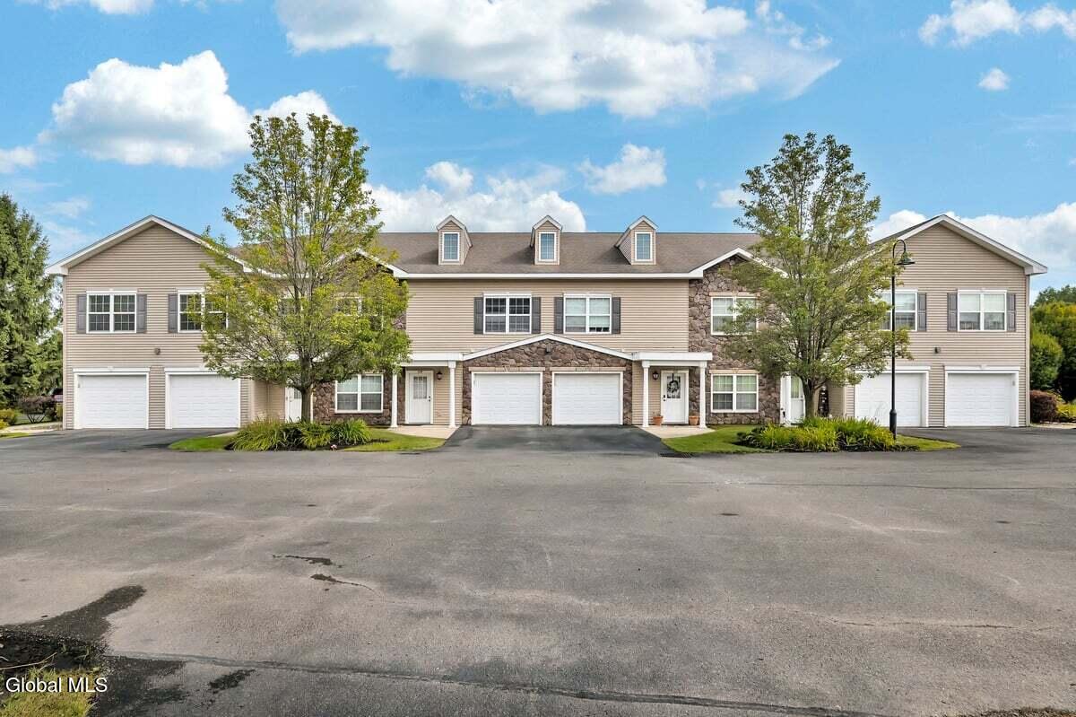 103 Worthington Terrace Wynantskill NY 12198