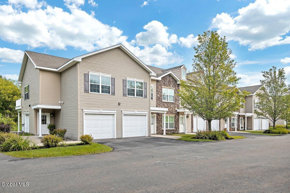 103 Worthington Terrace Wynantskill NY 12198
