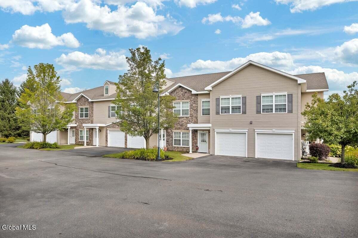 103 Worthington Terrace Wynantskill NY 12198