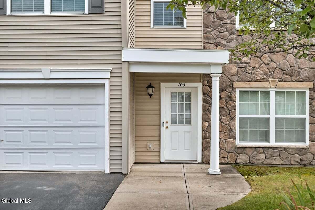 103 Worthington Terrace Wynantskill NY 12198