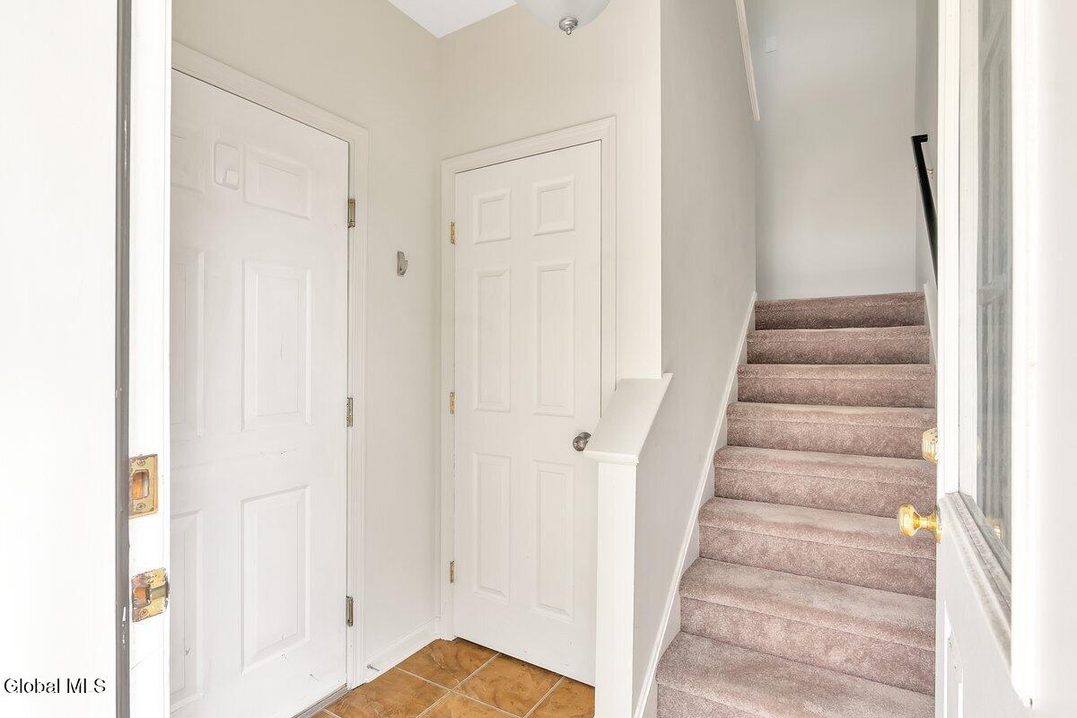 103 Worthington Terrace Wynantskill NY 12198