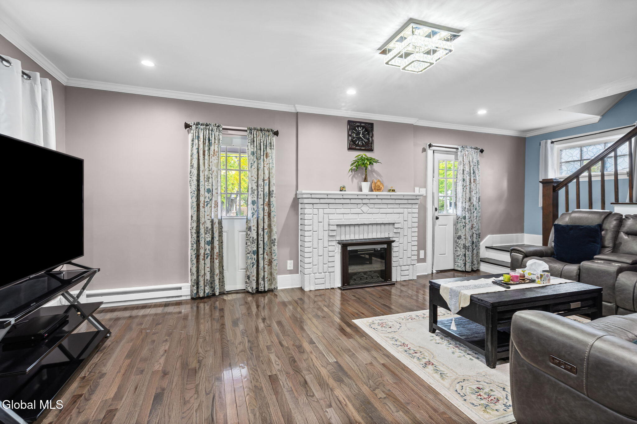 1126 Ardsley Road Schenectady NY 12308