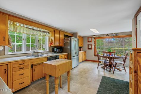 115 Bunker Hill Road Valley Falls NY 12185