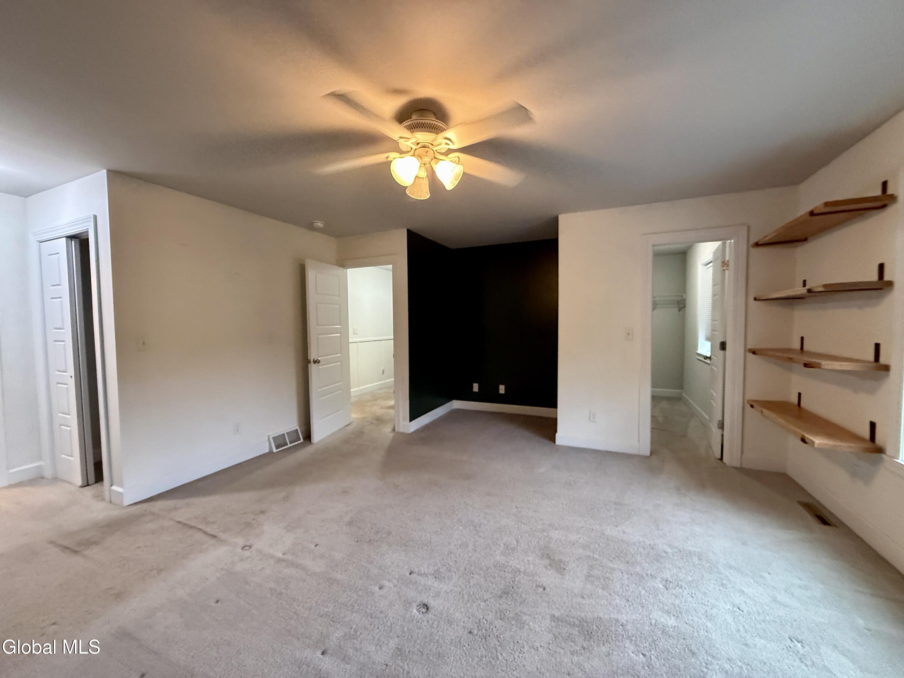 10 Ushu Court Gansevoort NY 12831