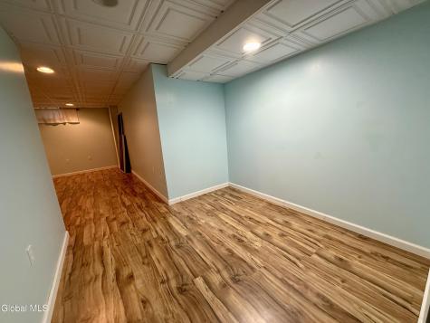 10 Ushu Court Gansevoort NY 12831