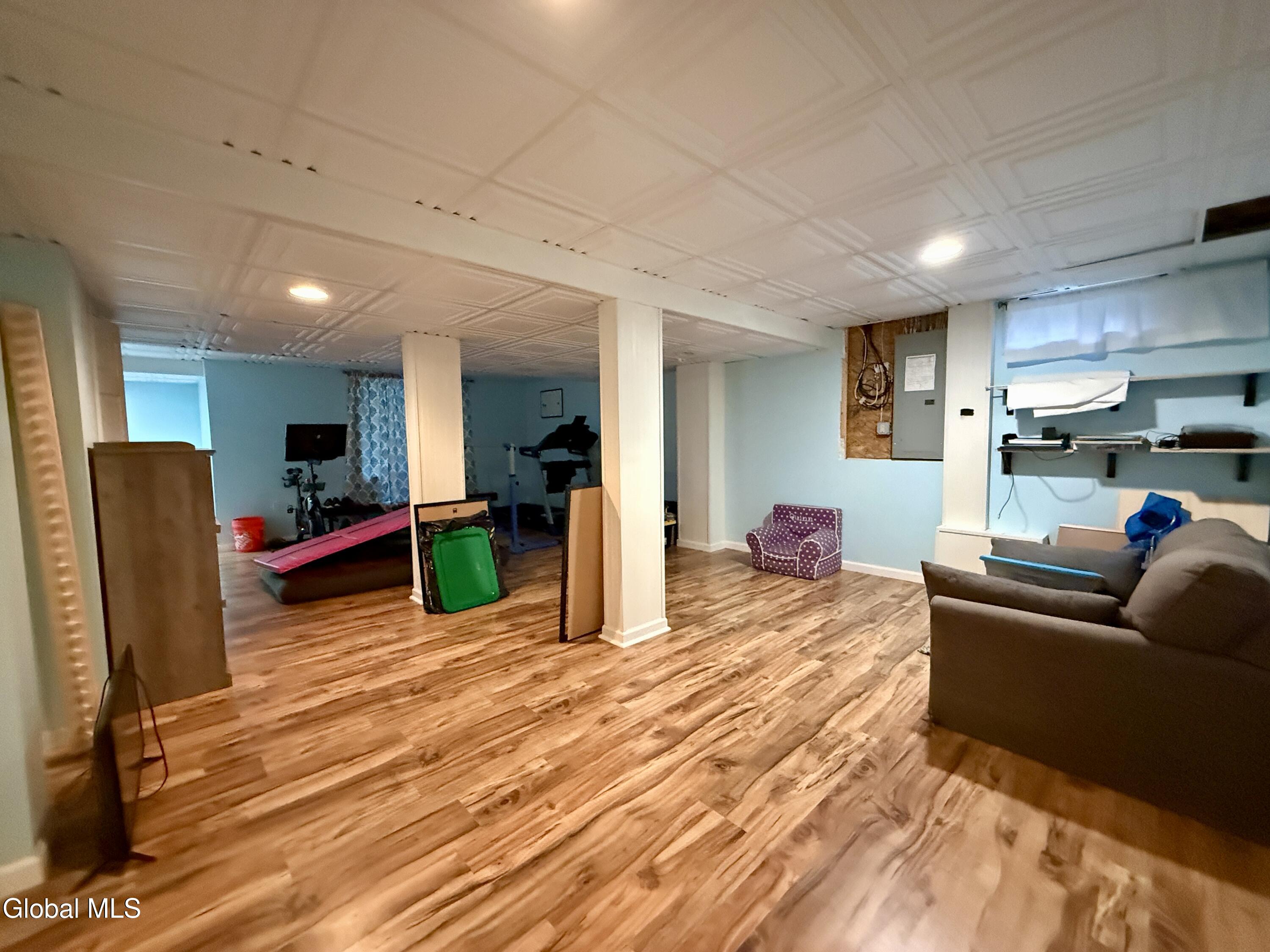 10 Ushu Court Gansevoort NY 12831