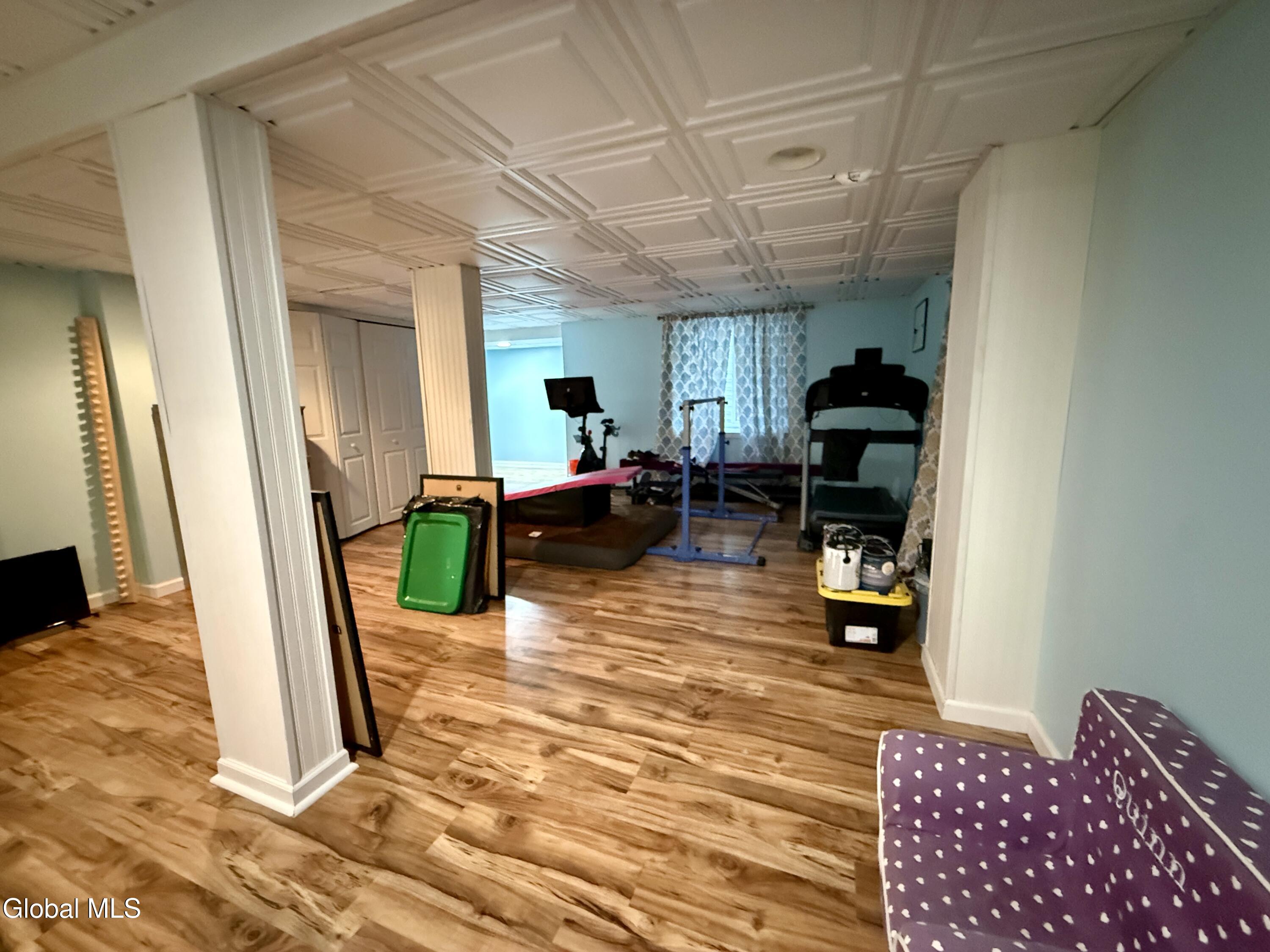 10 Ushu Court Gansevoort NY 12831