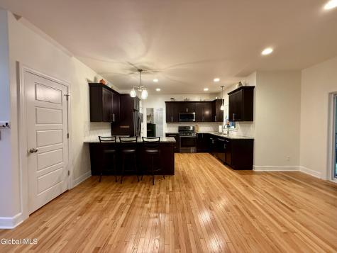10 Ushu Court Gansevoort NY 12831