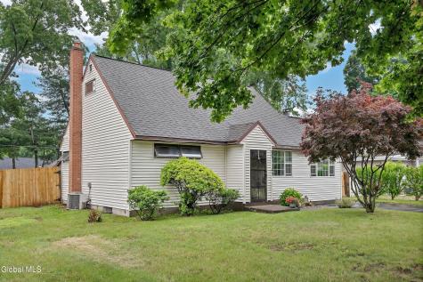 95 Locust Park Albany NY 12205