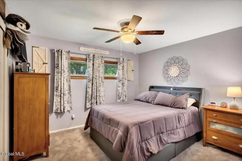 95 Locust Park Albany NY 12205