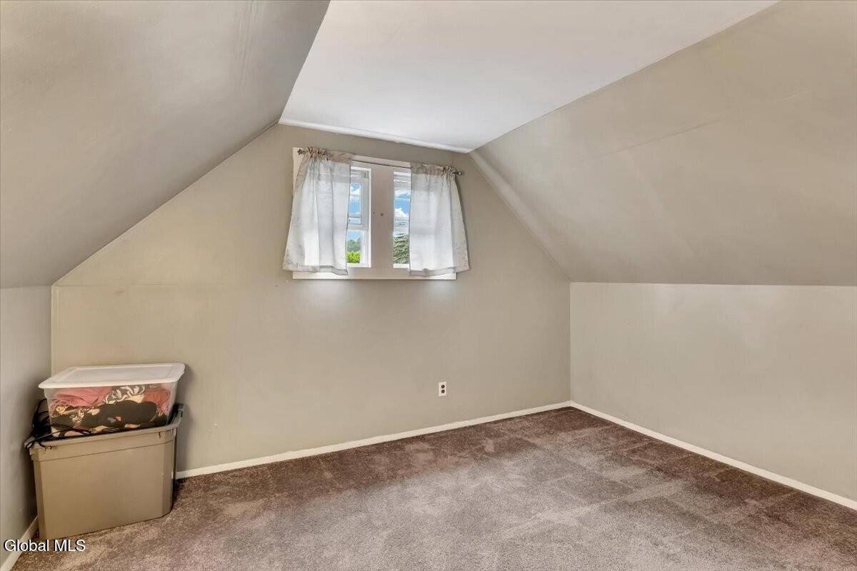 95 Locust Park Albany NY 12205