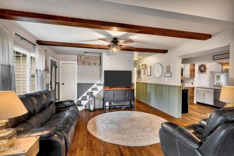 95 Locust Park Albany NY 12205