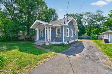 15 Vly Road Colonie NY 12205