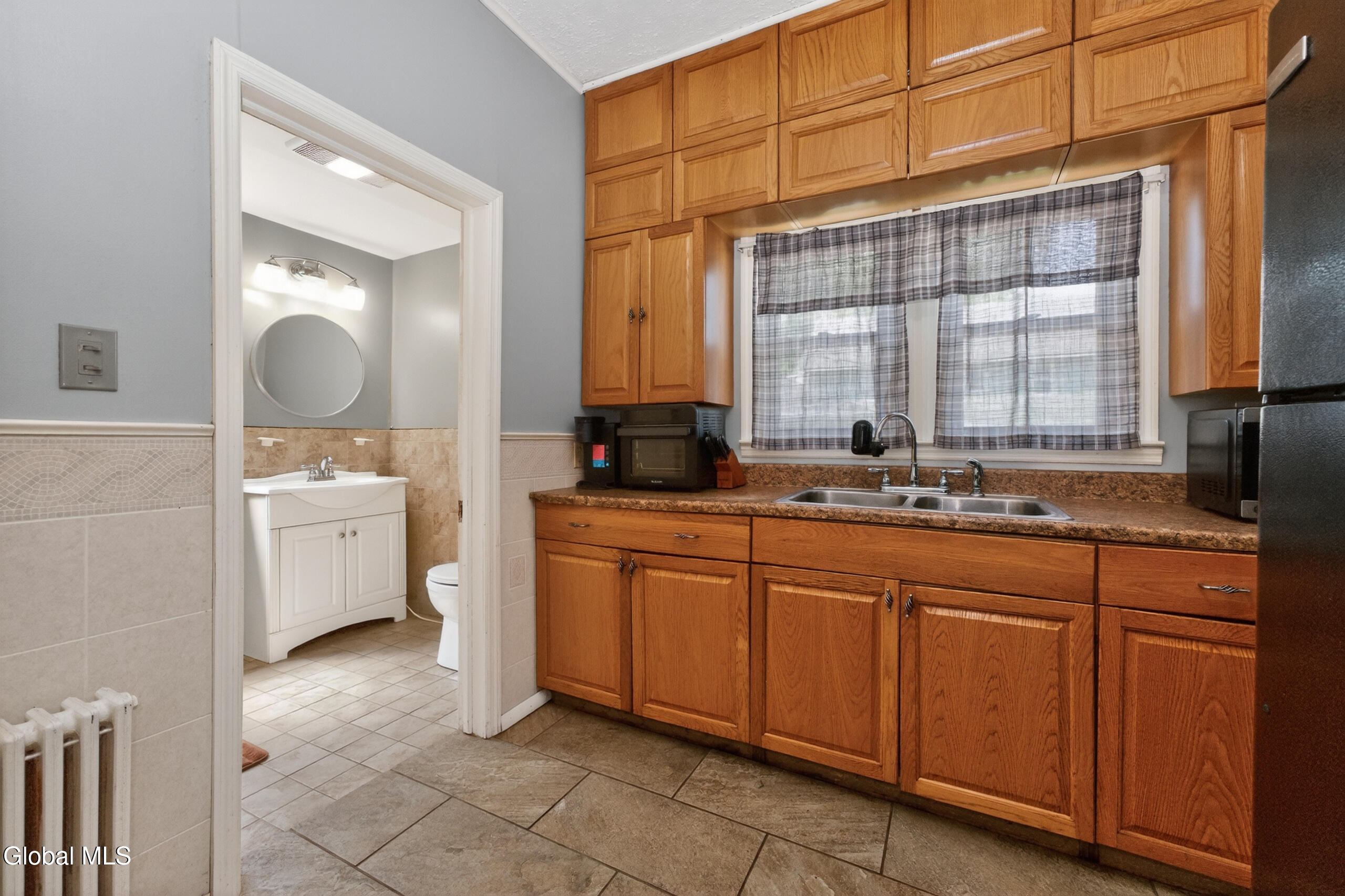 15 Vly Road Colonie NY 12205
