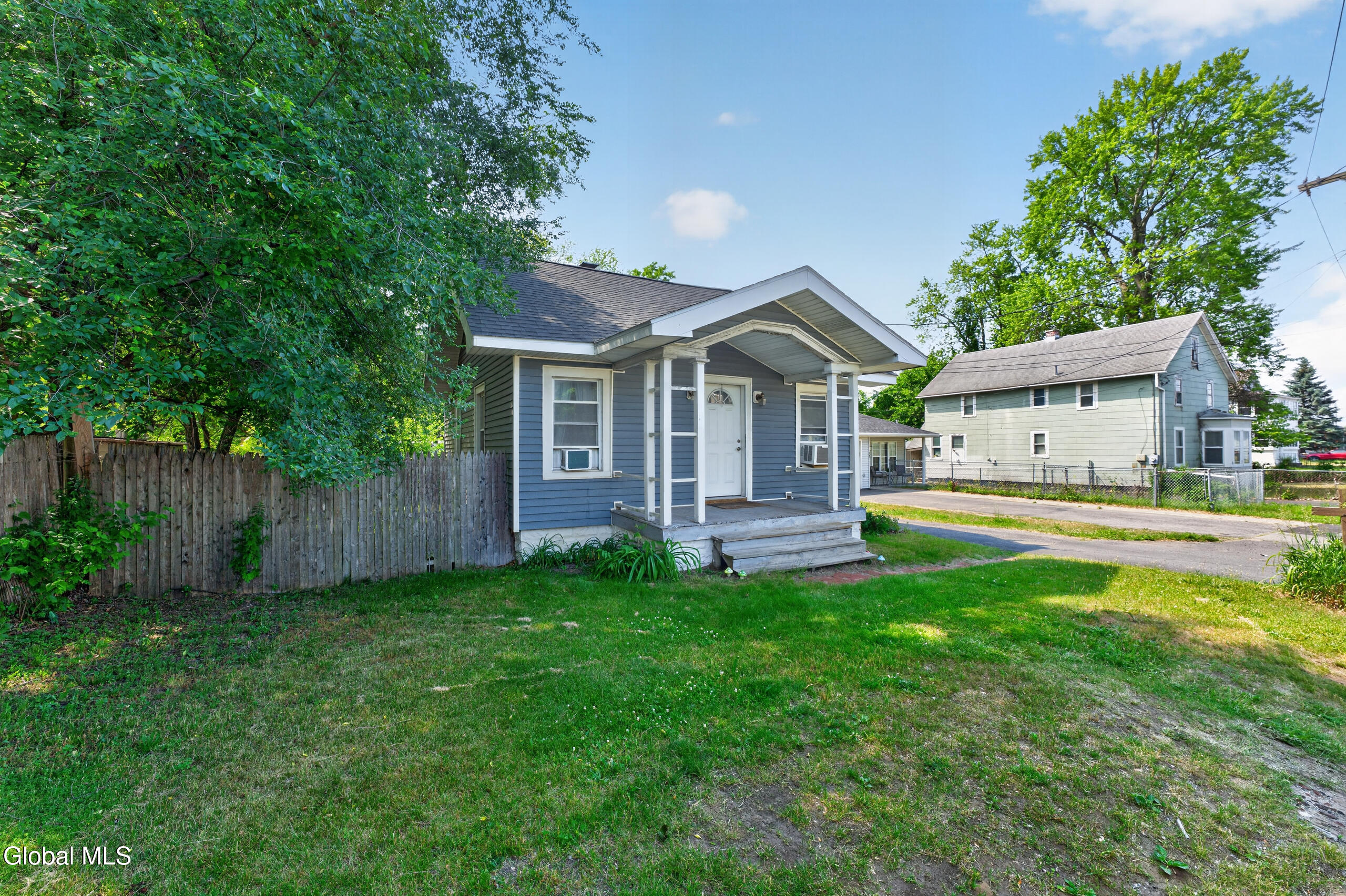 15 Vly Road Colonie NY 12205
