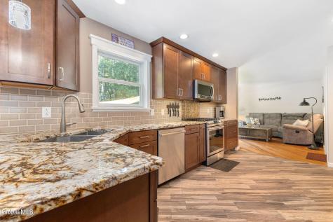 3 Pineridge Court Greenfield NY 12833