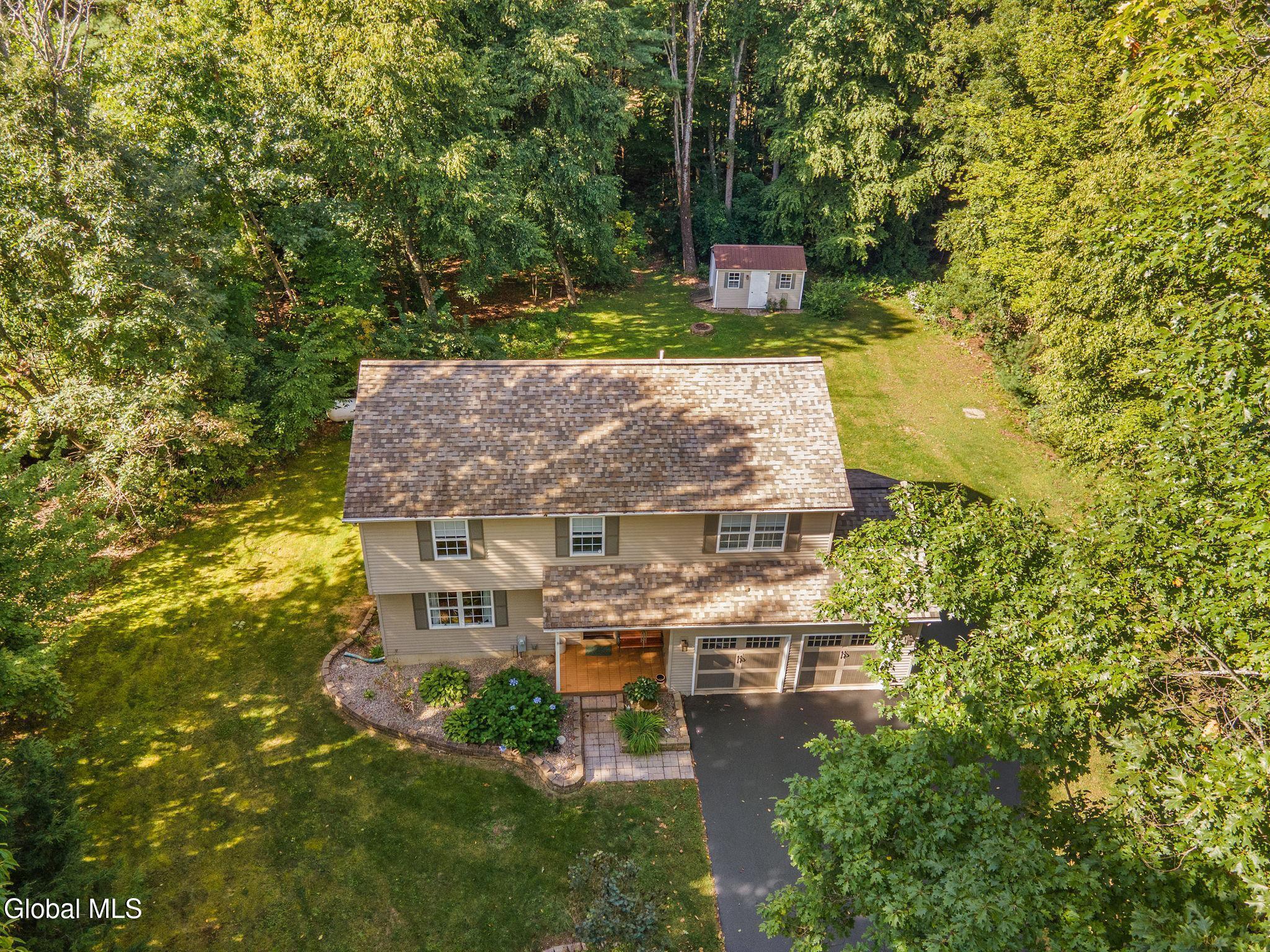 3 Pineridge Court Greenfield NY 12833