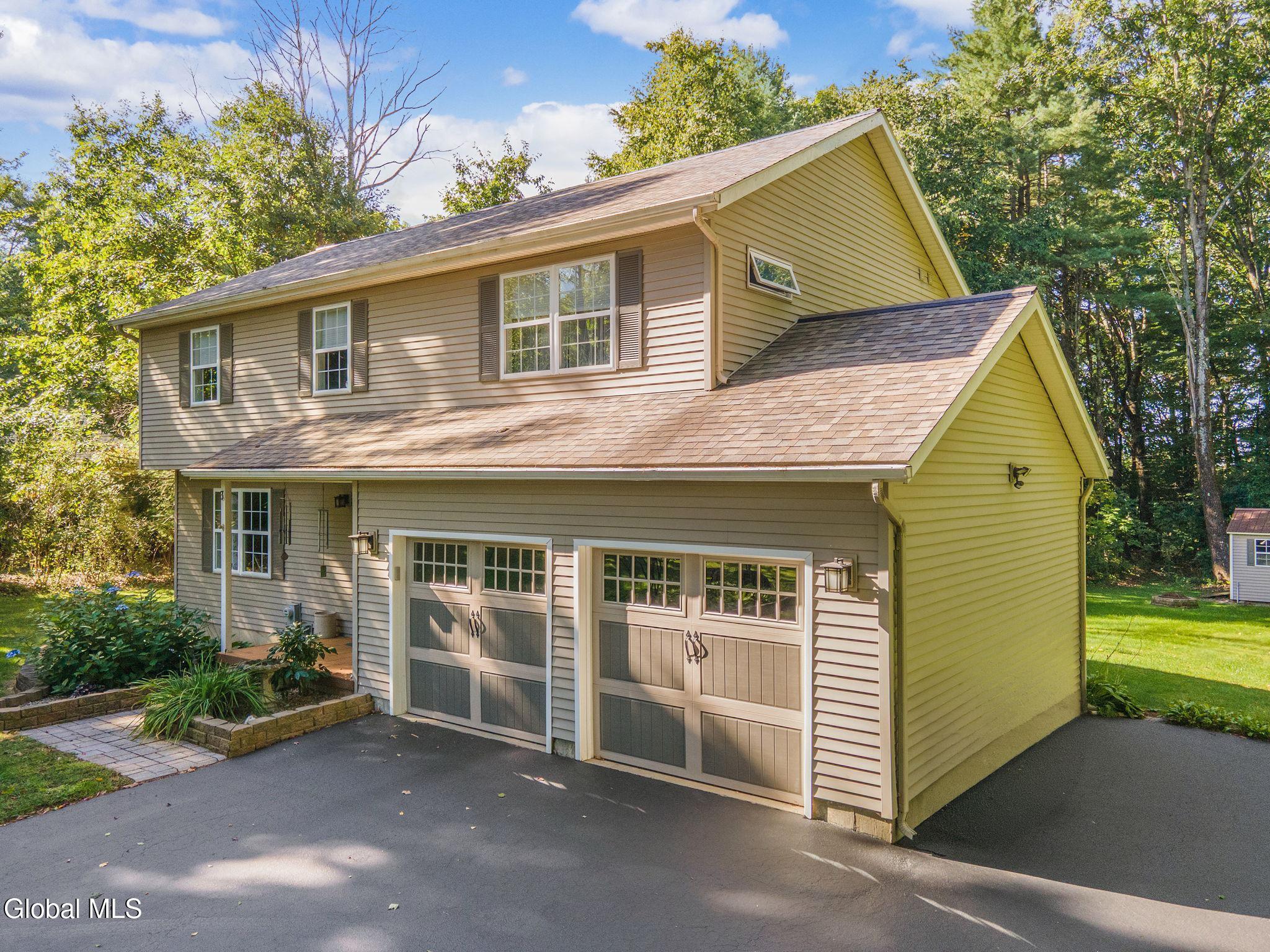 3 Pineridge Court Greenfield NY 12833