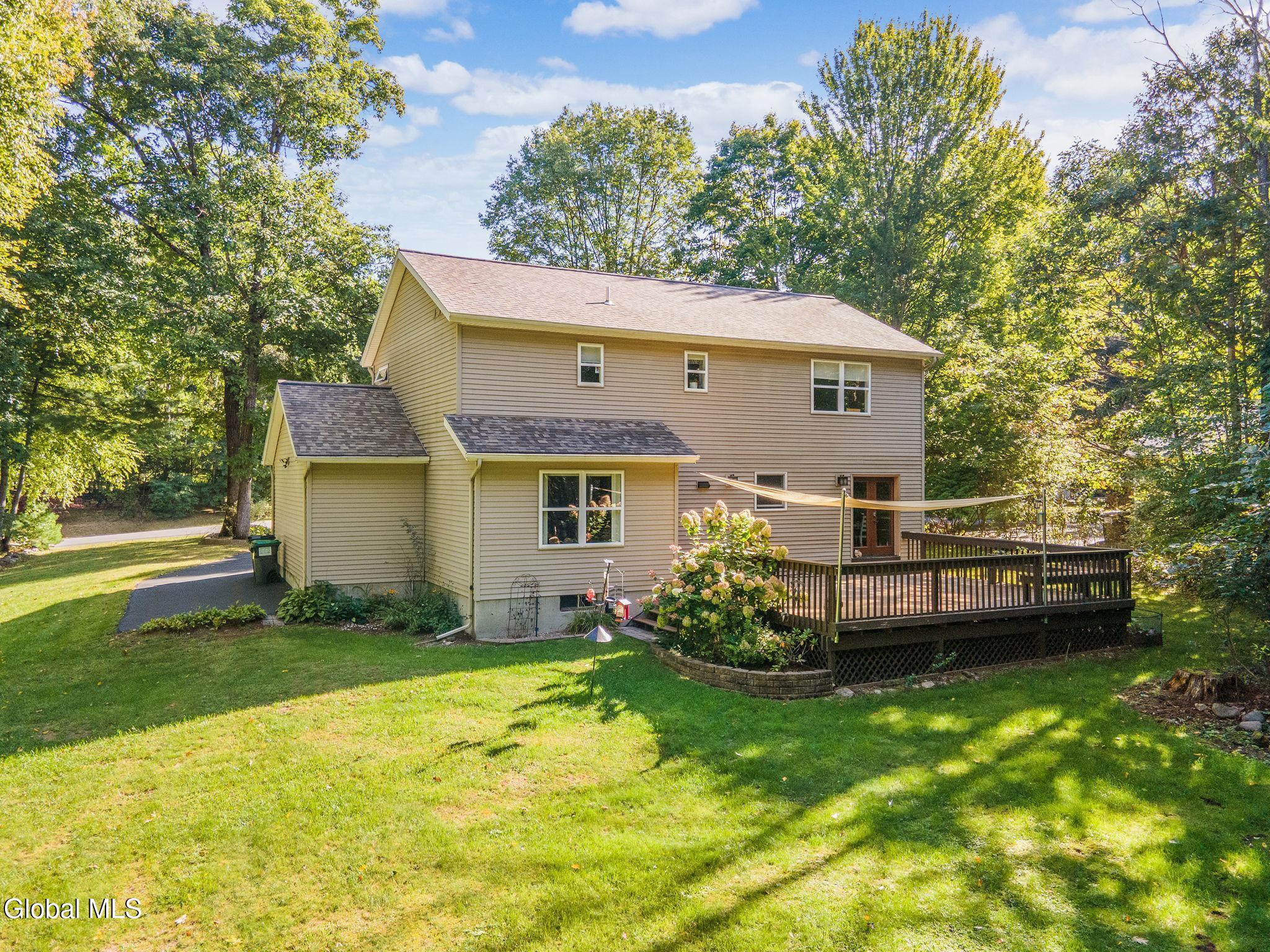 3 Pineridge Court Greenfield NY 12833