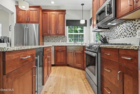 7 Emerald Lane Saratoga Springs NY 12866