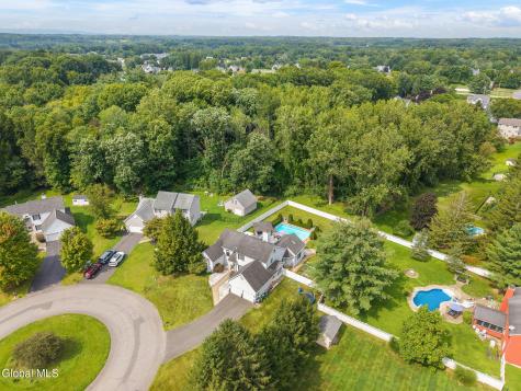 302 Quidor Court Slingerlands NY 12159