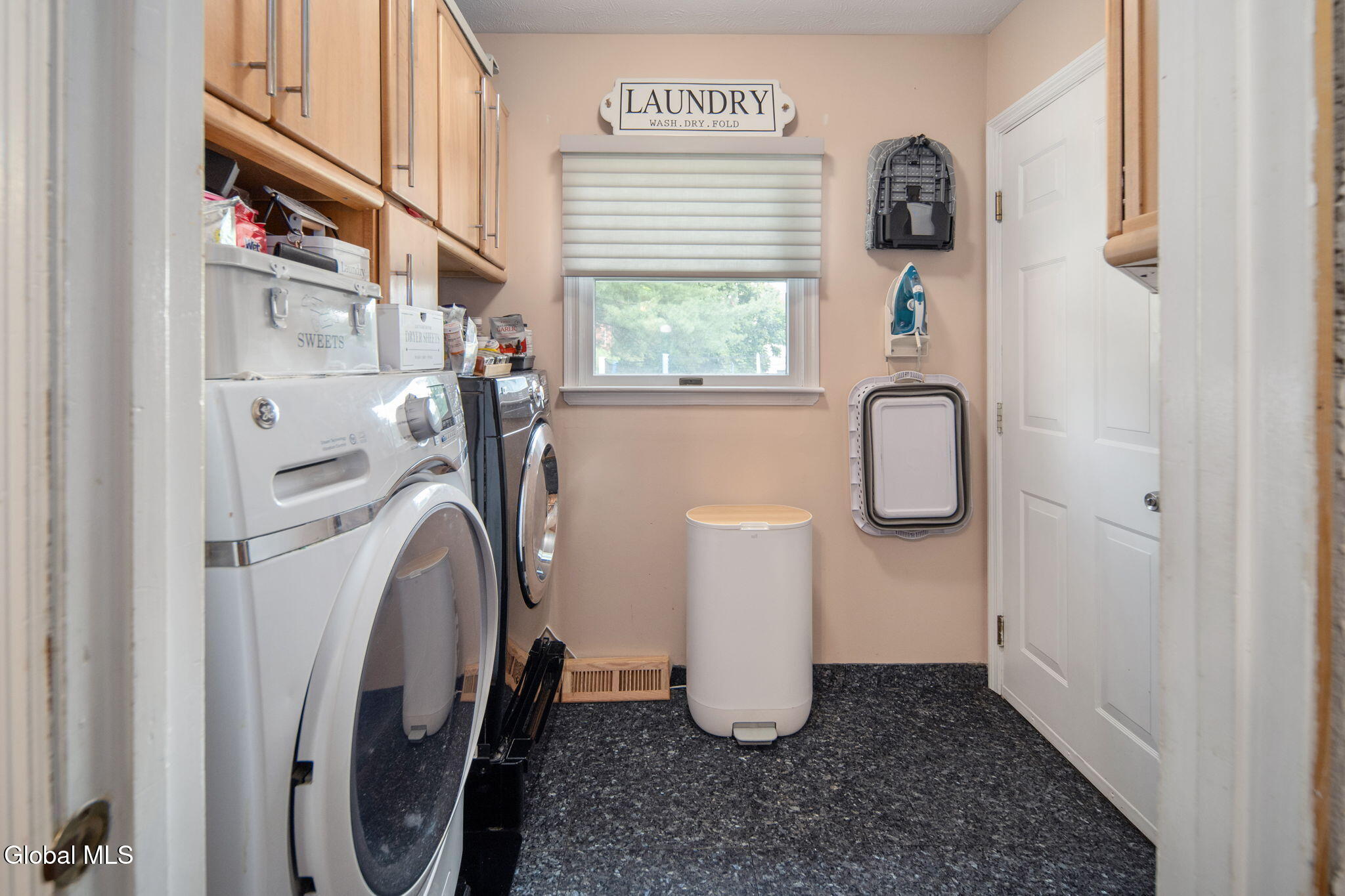 302 Quidor Court Slingerlands NY 12159
