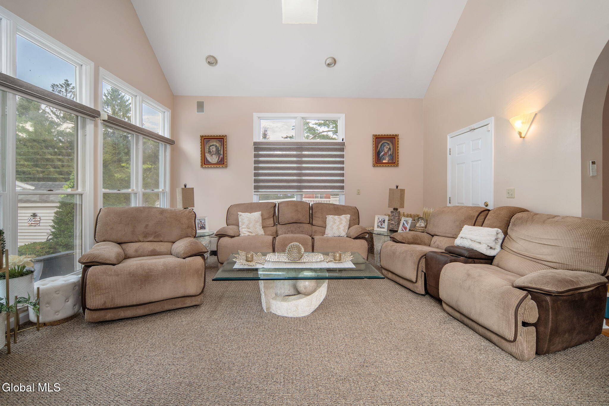 302 Quidor Court Slingerlands NY 12159