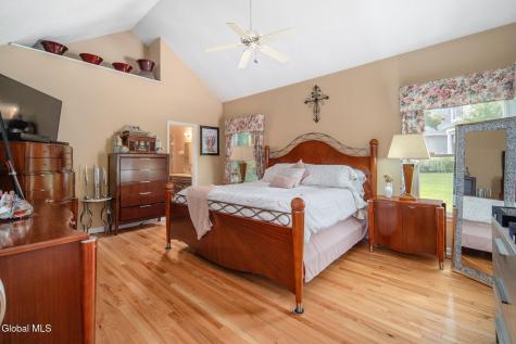 302 Quidor Court Slingerlands NY 12159