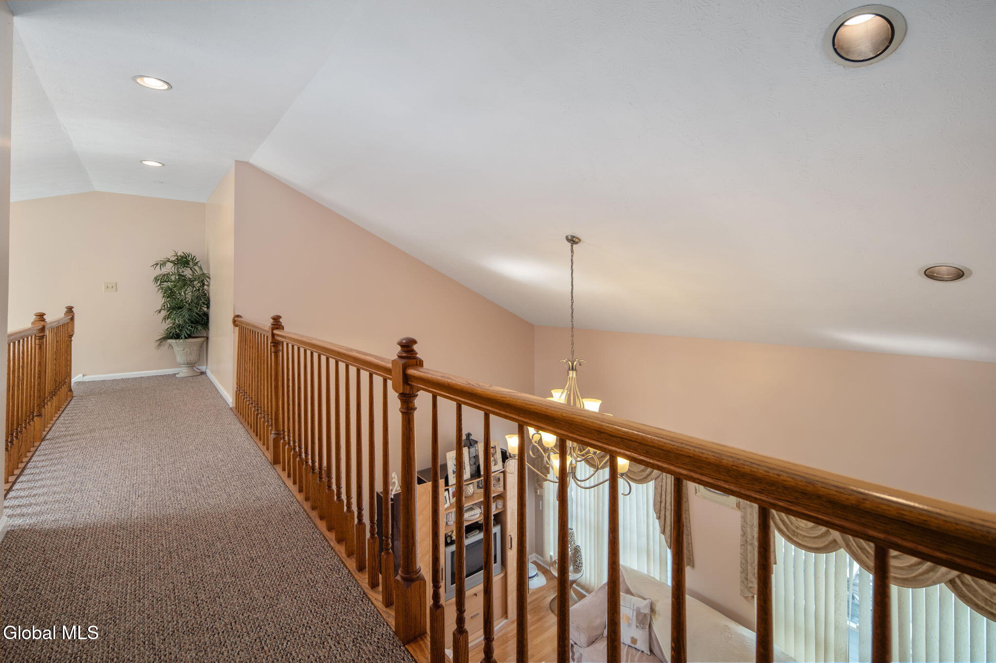 302 Quidor Court Slingerlands NY 12159