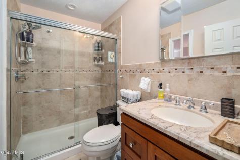 302 Quidor Court Slingerlands NY 12159
