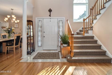 302 Quidor Court Slingerlands NY 12159