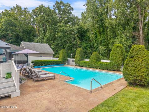 302 Quidor Court Slingerlands NY 12159