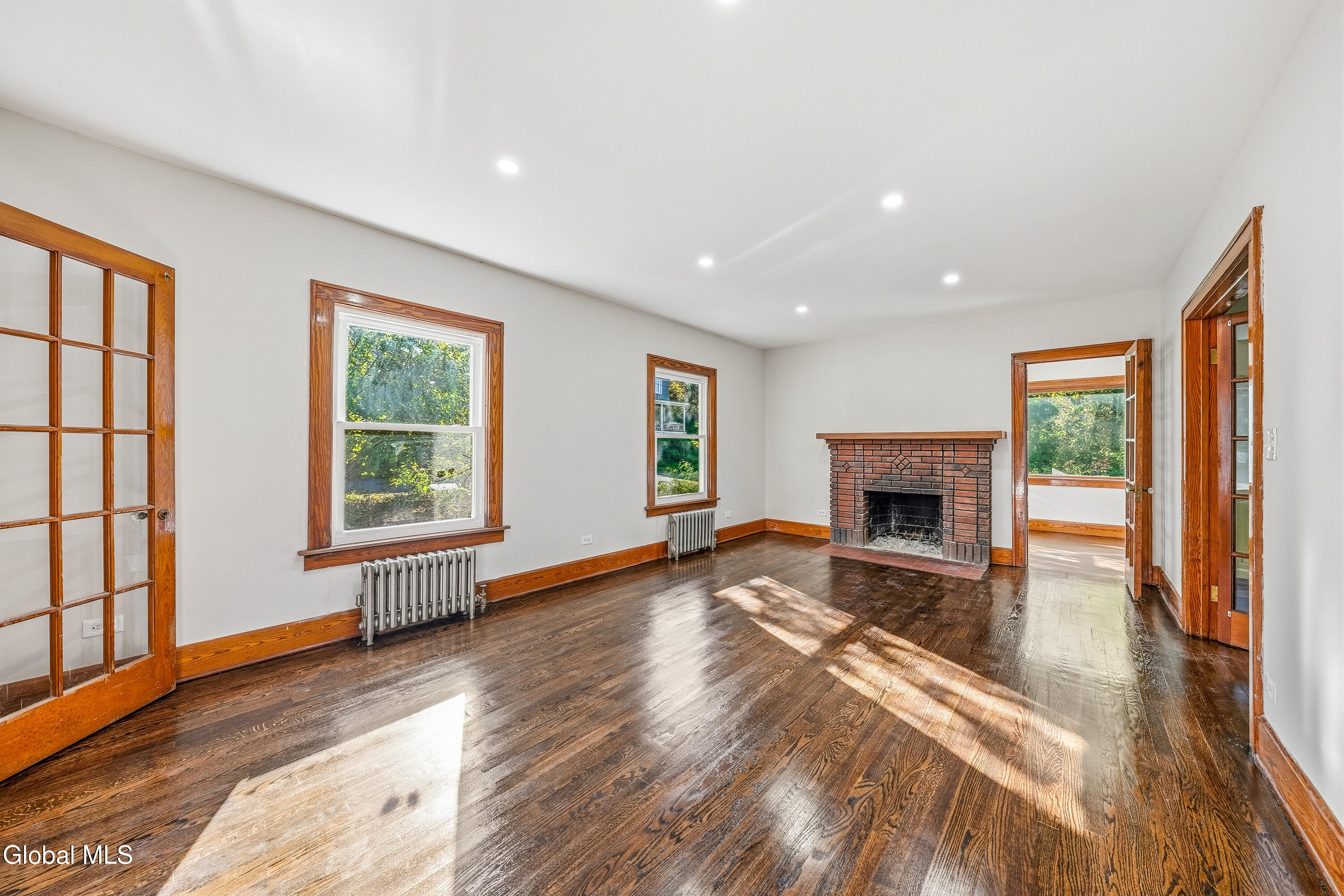 2515 Englewood Avenue Schenectady NY 12309
