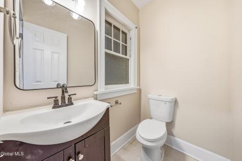 2515 Englewood Avenue Schenectady NY 12309