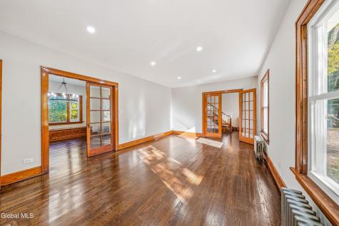 2515 Englewood Avenue Schenectady NY 12309