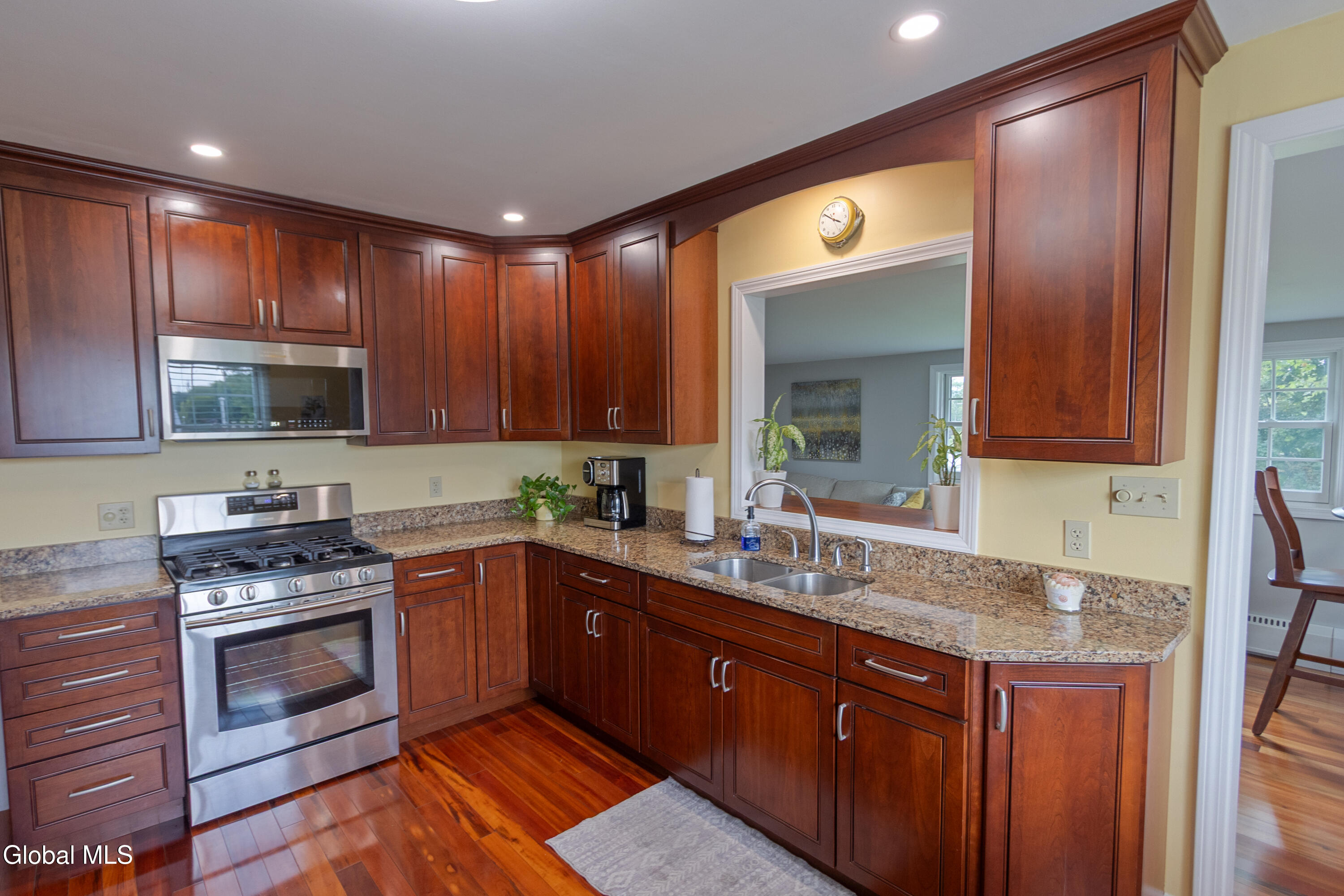 15 Lark Street Cohoes NY 12047