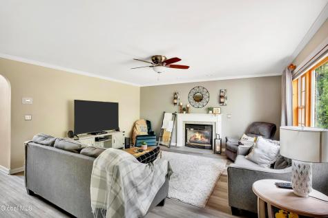 3 Pauls Way Queensbury NY 12804