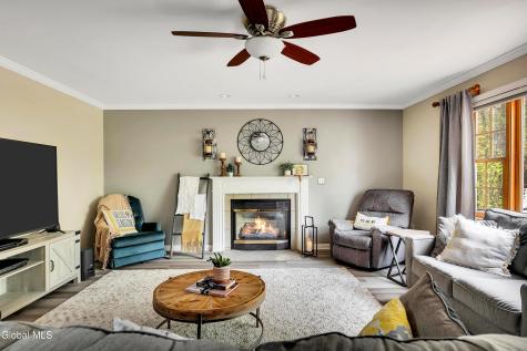 3 Pauls Way Queensbury NY 12804