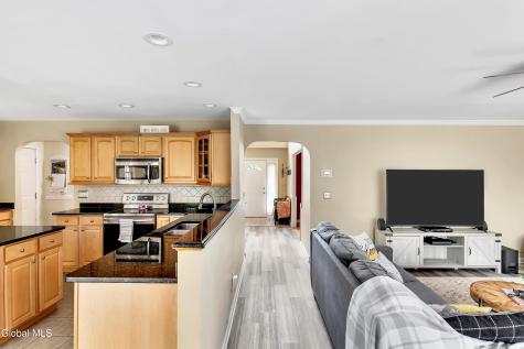 3 Pauls Way Queensbury NY 12804