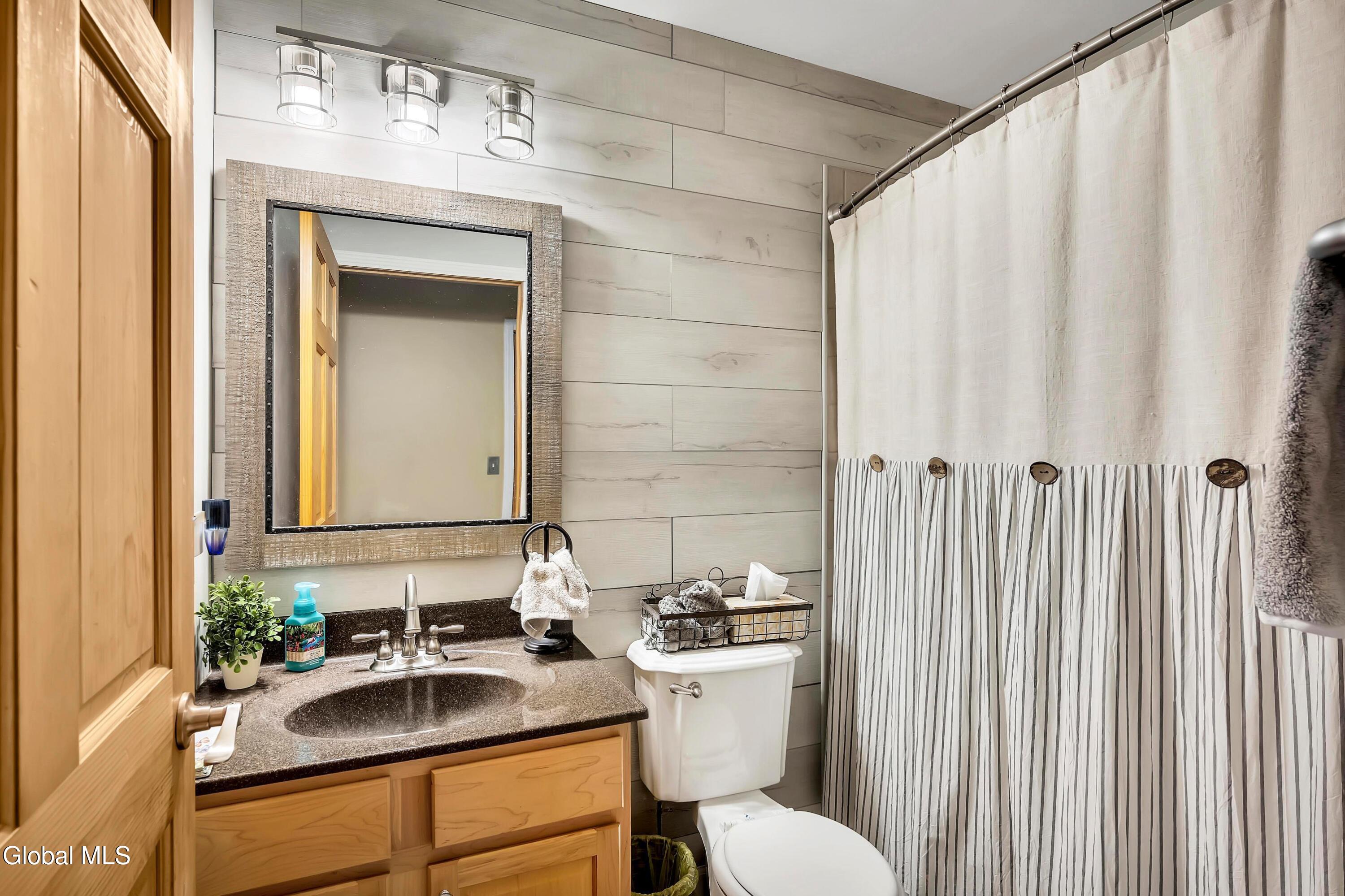 3 Pauls Way Queensbury NY 12804