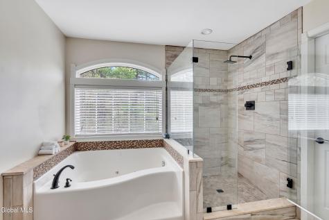 3 Pauls Way Queensbury NY 12804