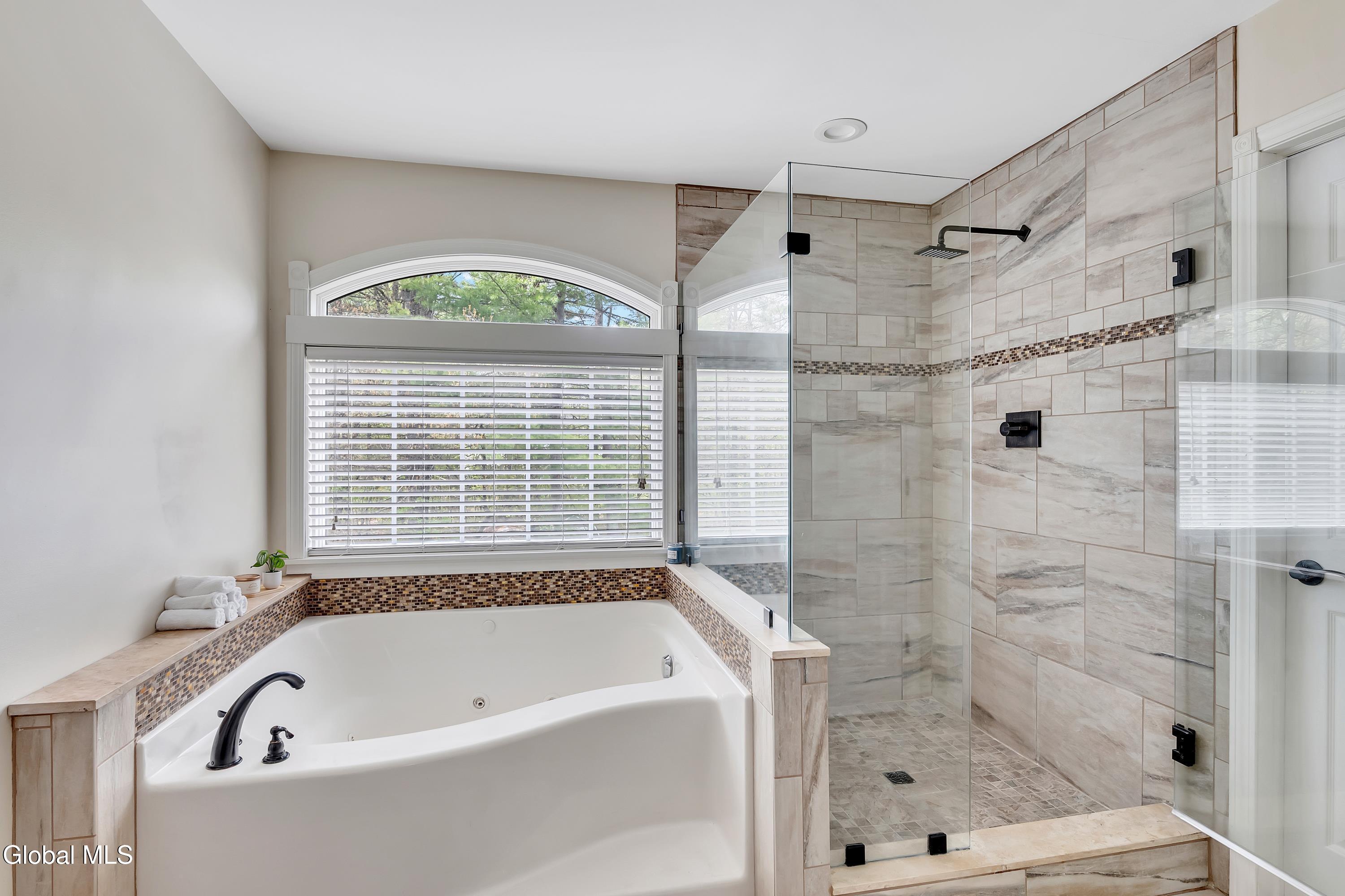 3 Pauls Way Queensbury NY 12804