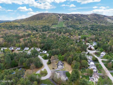 3 Pauls Way Queensbury NY 12804