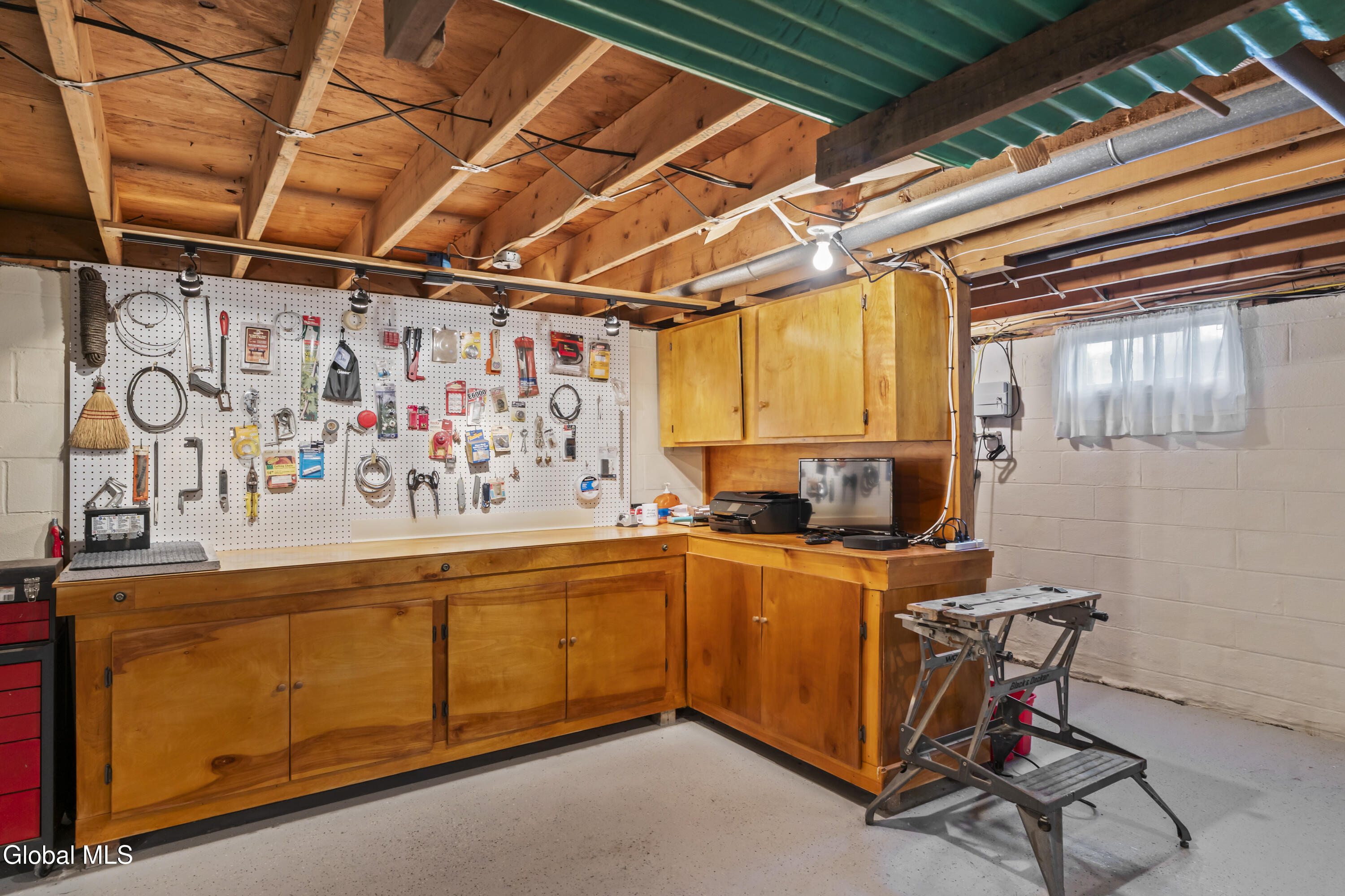 1046 Gates Drive Schenectady NY 12306