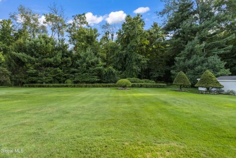 1046 Gates Drive Schenectady NY 12306