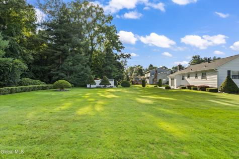1046 Gates Drive Schenectady NY 12306